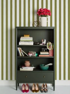 'Grosgrain Stripe On White' Wallpaper By Sarah Jessica Parker - Olive -Wall Decoration Store Grosgrain Stripe on White by SJP Olive RS