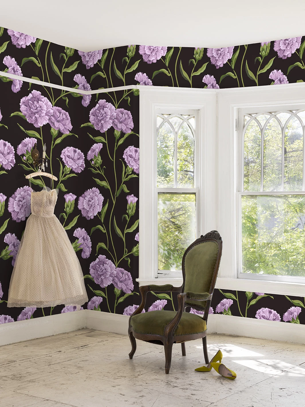 'Townhouse' Wallpaper By Sarah Jessica Parker - Lavender On Almost Black 4 'Townhouse' Wallpaper By Sarah Jessica Parker - Lavender On Almost Black - Image 2