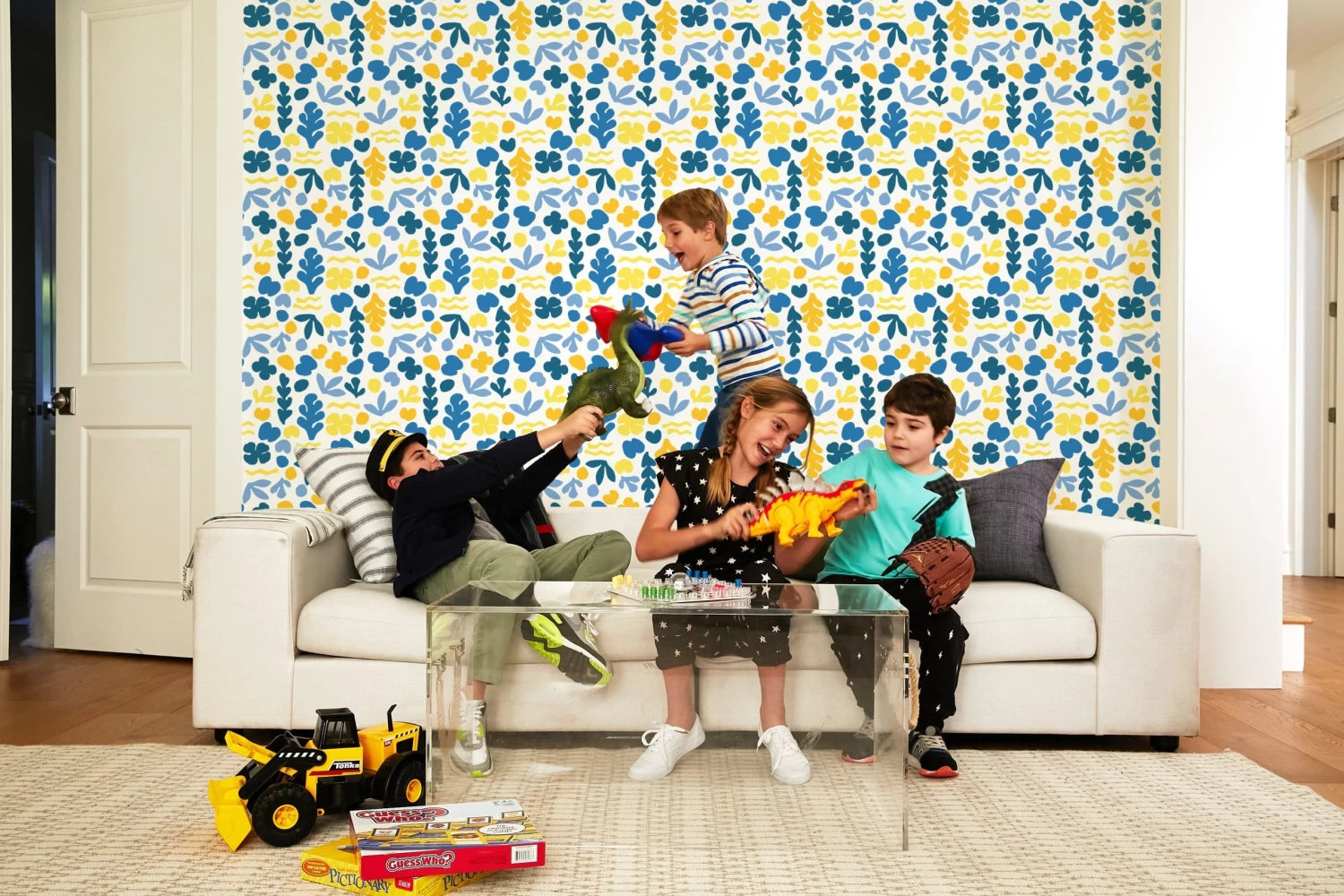 'Small Sea Garden' Wallpaper By Tea Collection - Gold / Blue 4 'Small Sea Garden' Wallpaper By Tea Collection - Gold / Blue - Image 2