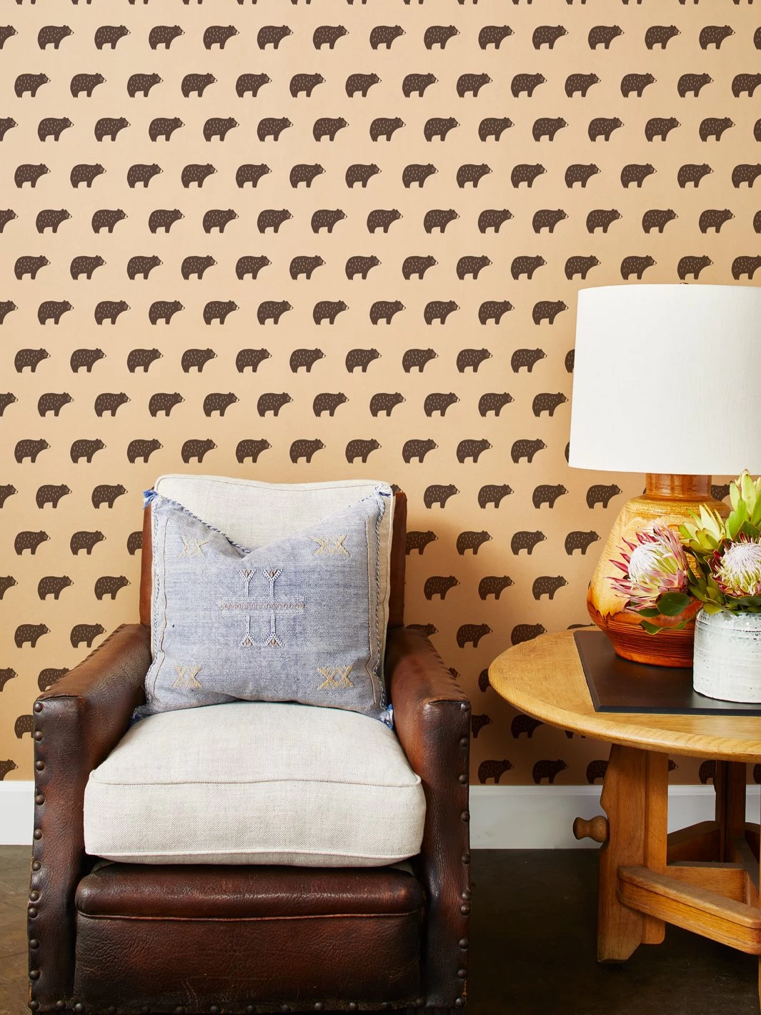 'Chubby Bear' Kraft Wallpaper By Tea Collection - Chocolate 3 'Chubby Bear' Kraft Wallpaper By Tea Collection - Chocolate
