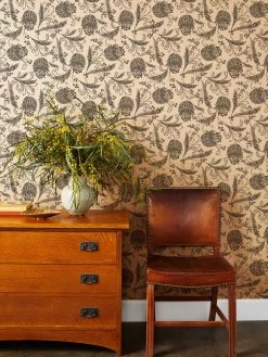 'Eleanor Rigby' Kraft' Wallpaper By Wallshoppe - Black